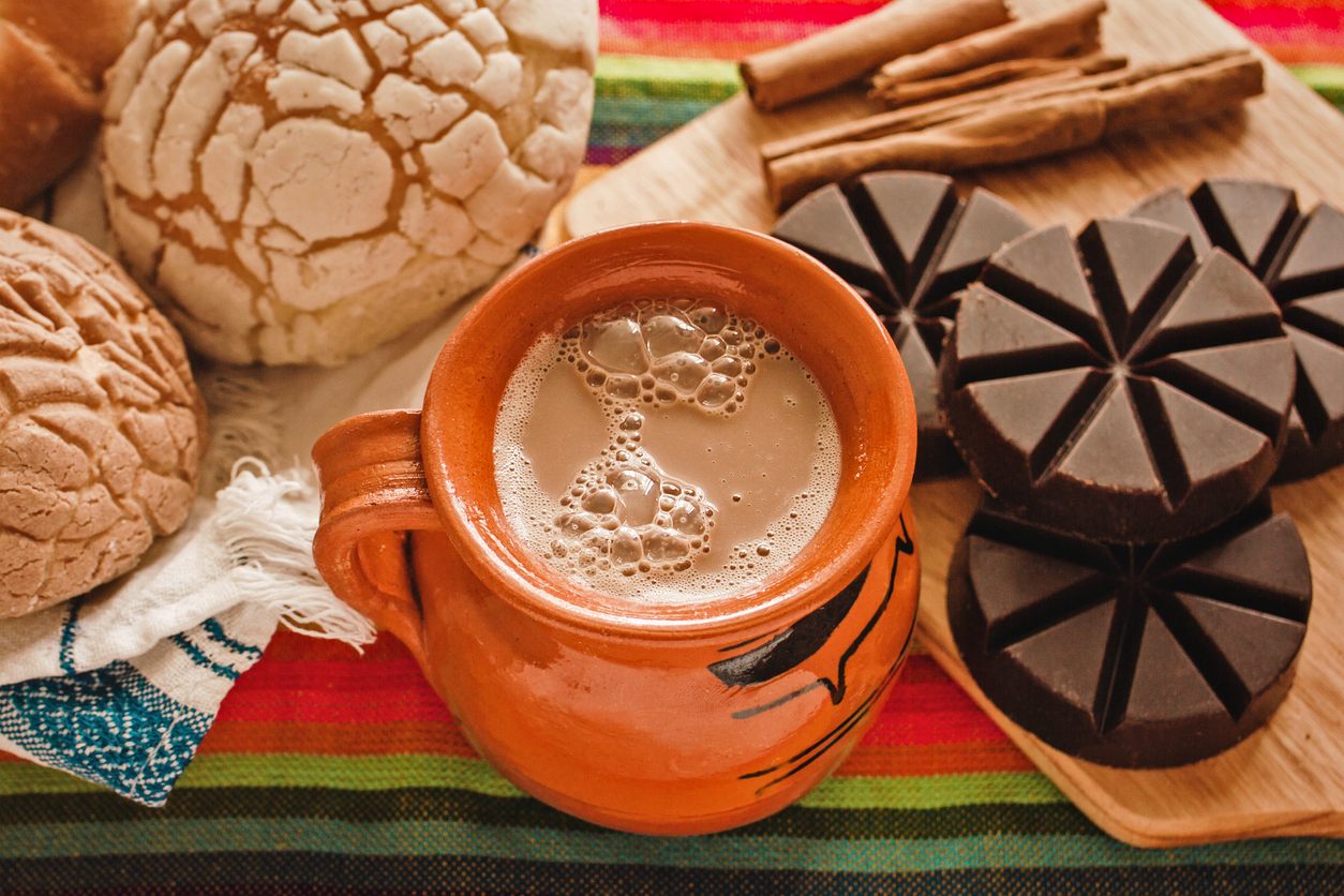 Bebidas tradicionales servidas calientes